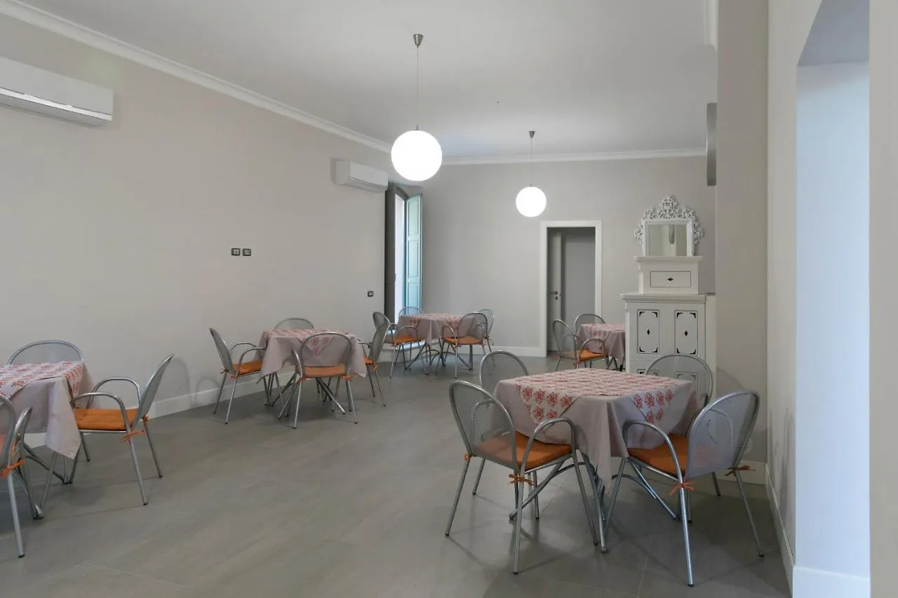 לינה וארוחת בוקר טראפאני Villa Pampalone - B&B In Dimora Storica